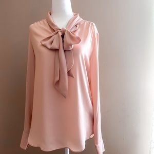 Who What Wear Blush Pussy-Bow Blouse Size Small